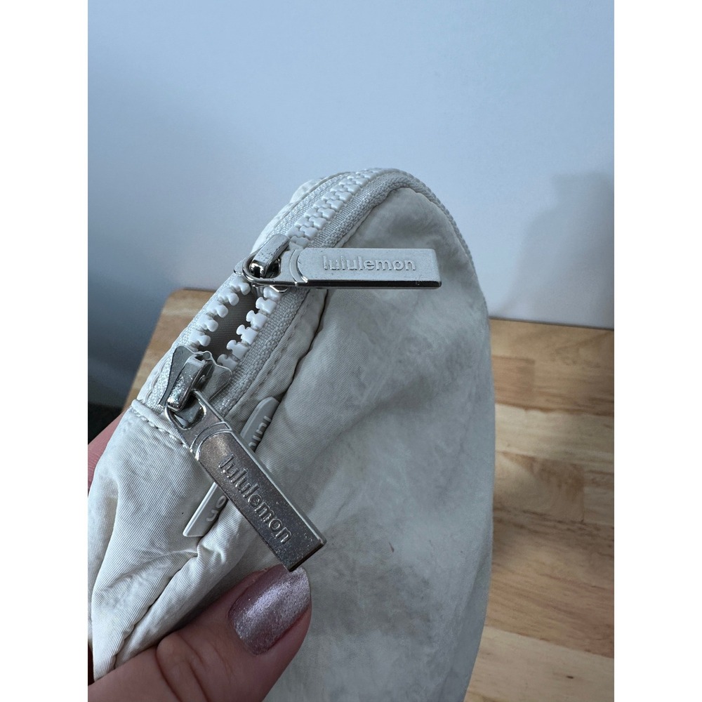 Lululemon Everywhere Belt Bag 1L 2L White Recycled Nylon Fanny Pack Lot of 2 - Picture 9 of 14
